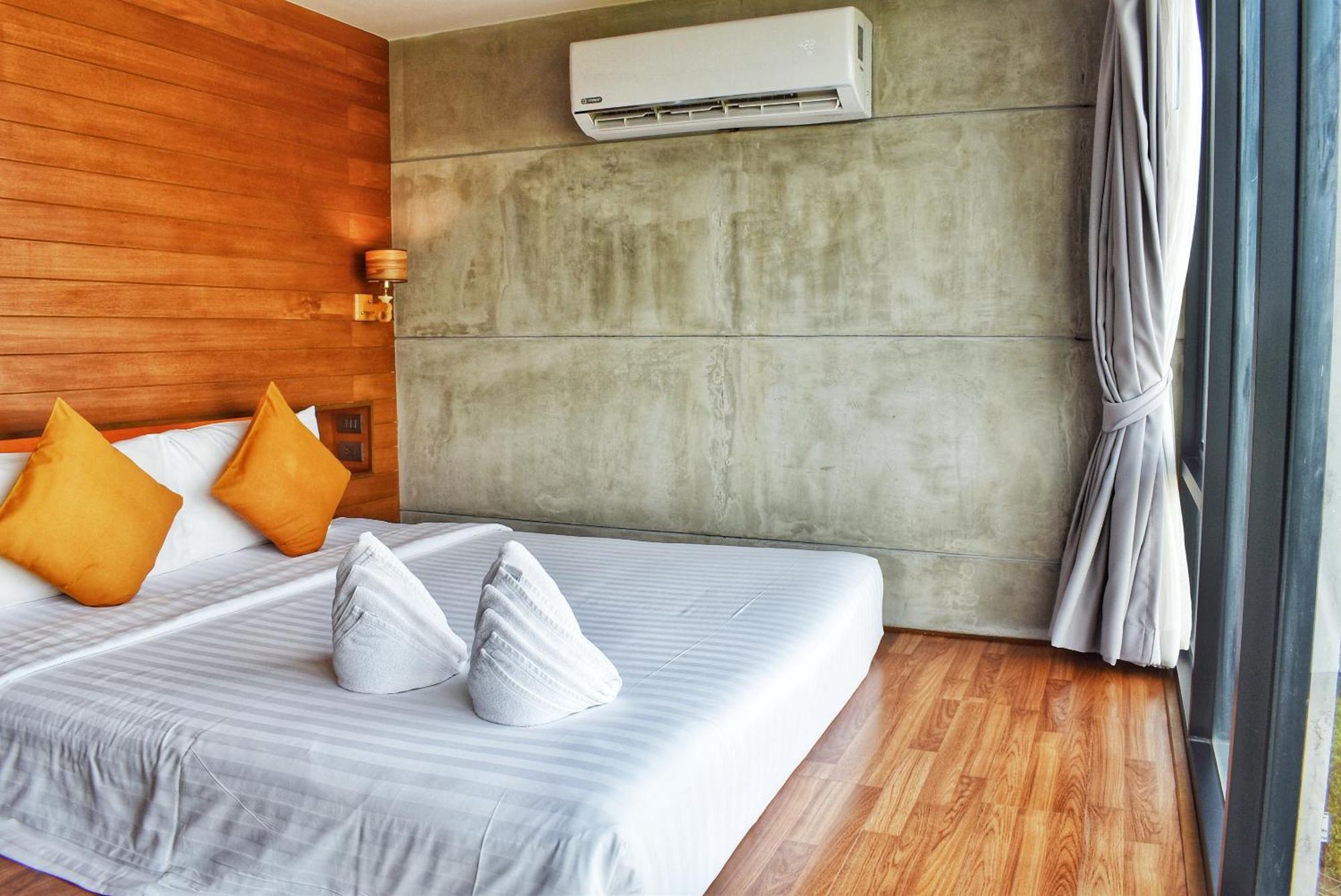J4 Samui Hotel - Sha Plus Pantai Chaweng Luaran gambar